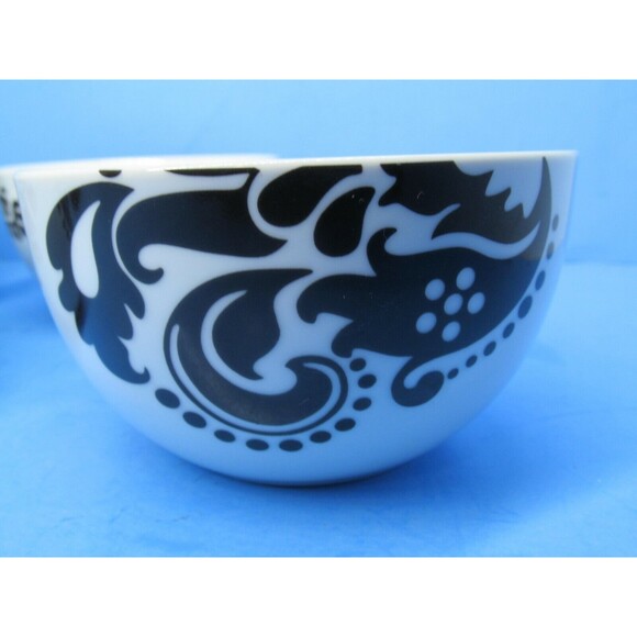 Shannon Palace Damask Black On White 3" H X 5 1/2" W Cereal Bowls Set Of 4 Bowls - Picture 2 of 7